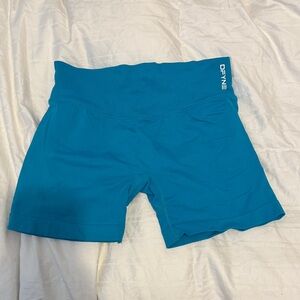 Dfyne impact shorts in glacier